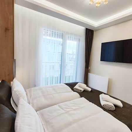 קסזטלי Royal Martin'S Apartment מראה חיצוני תמונה