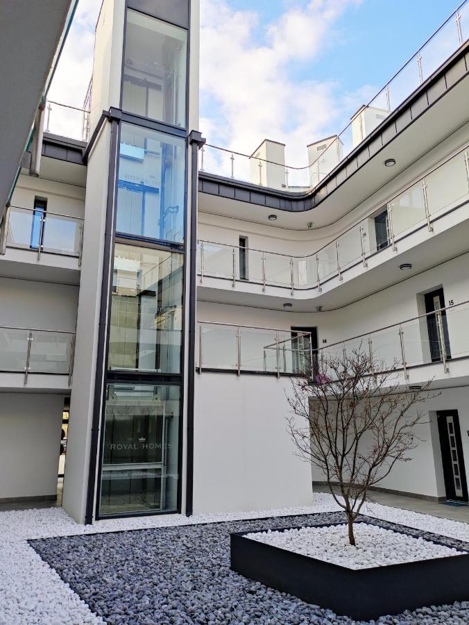 קסזטלי Royal Martin'S Apartment מראה חיצוני תמונה