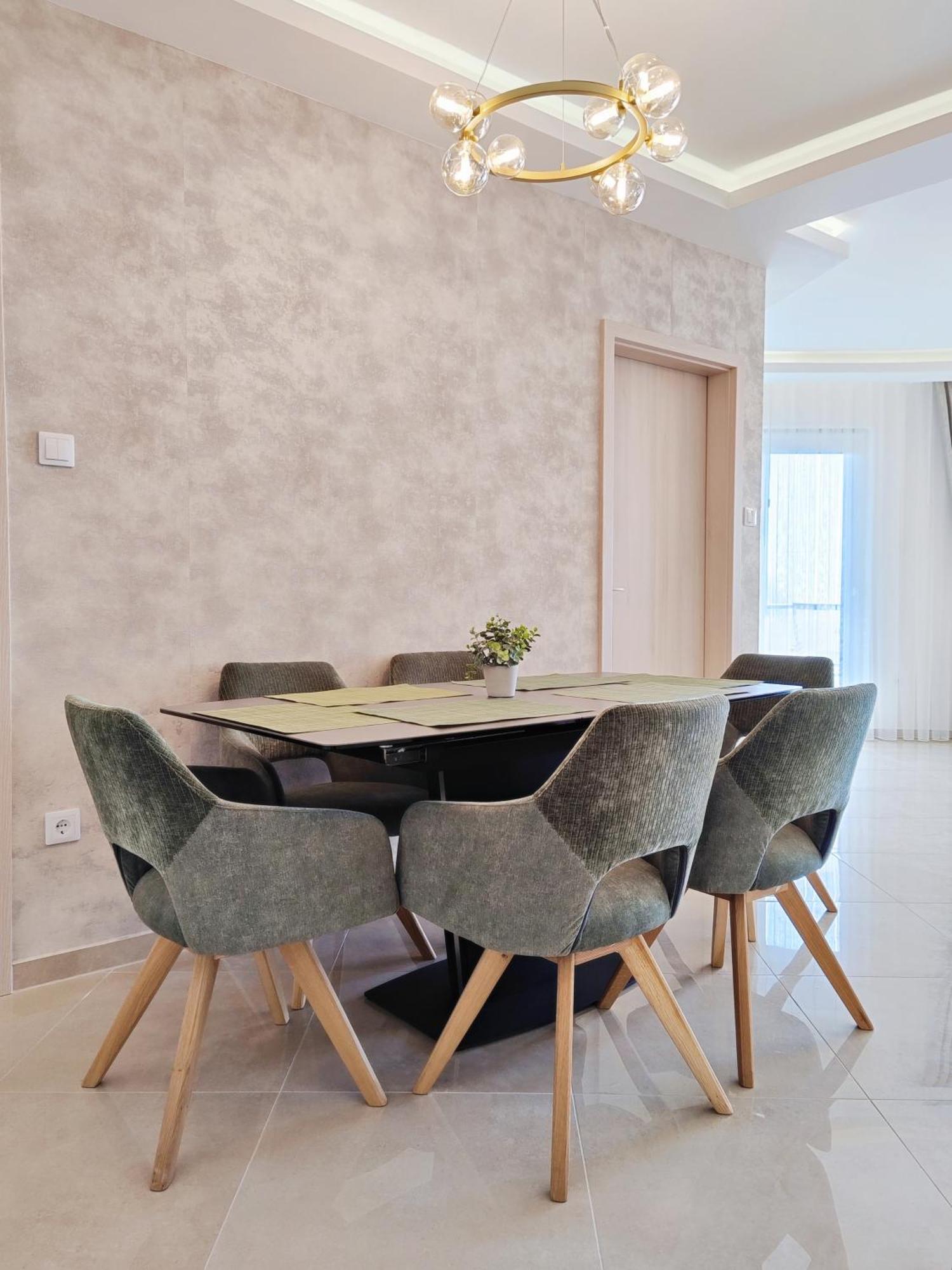 קסזטלי Royal Martin'S Apartment מראה חיצוני תמונה