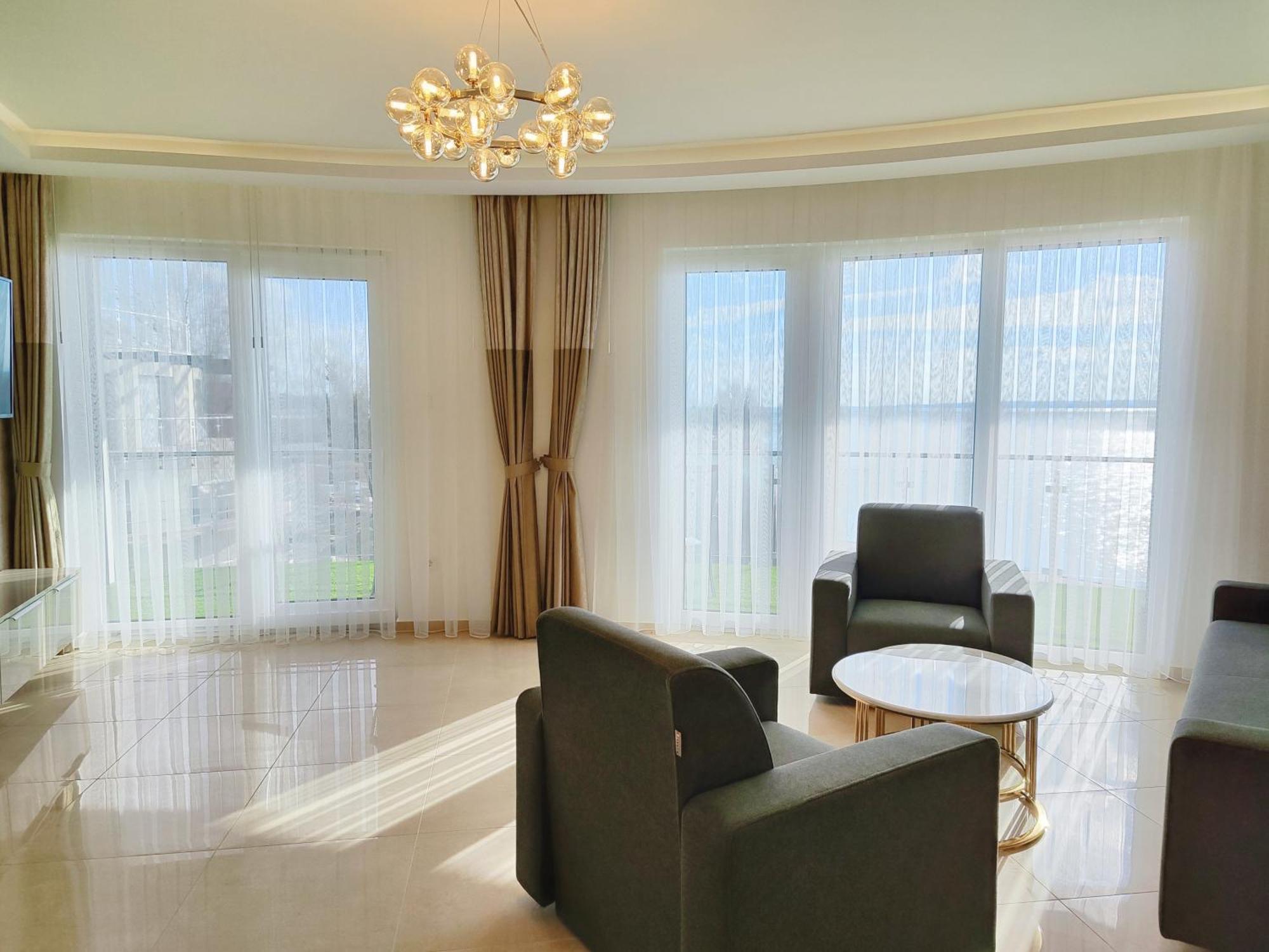 קסזטלי Royal Martin'S Apartment מראה חיצוני תמונה