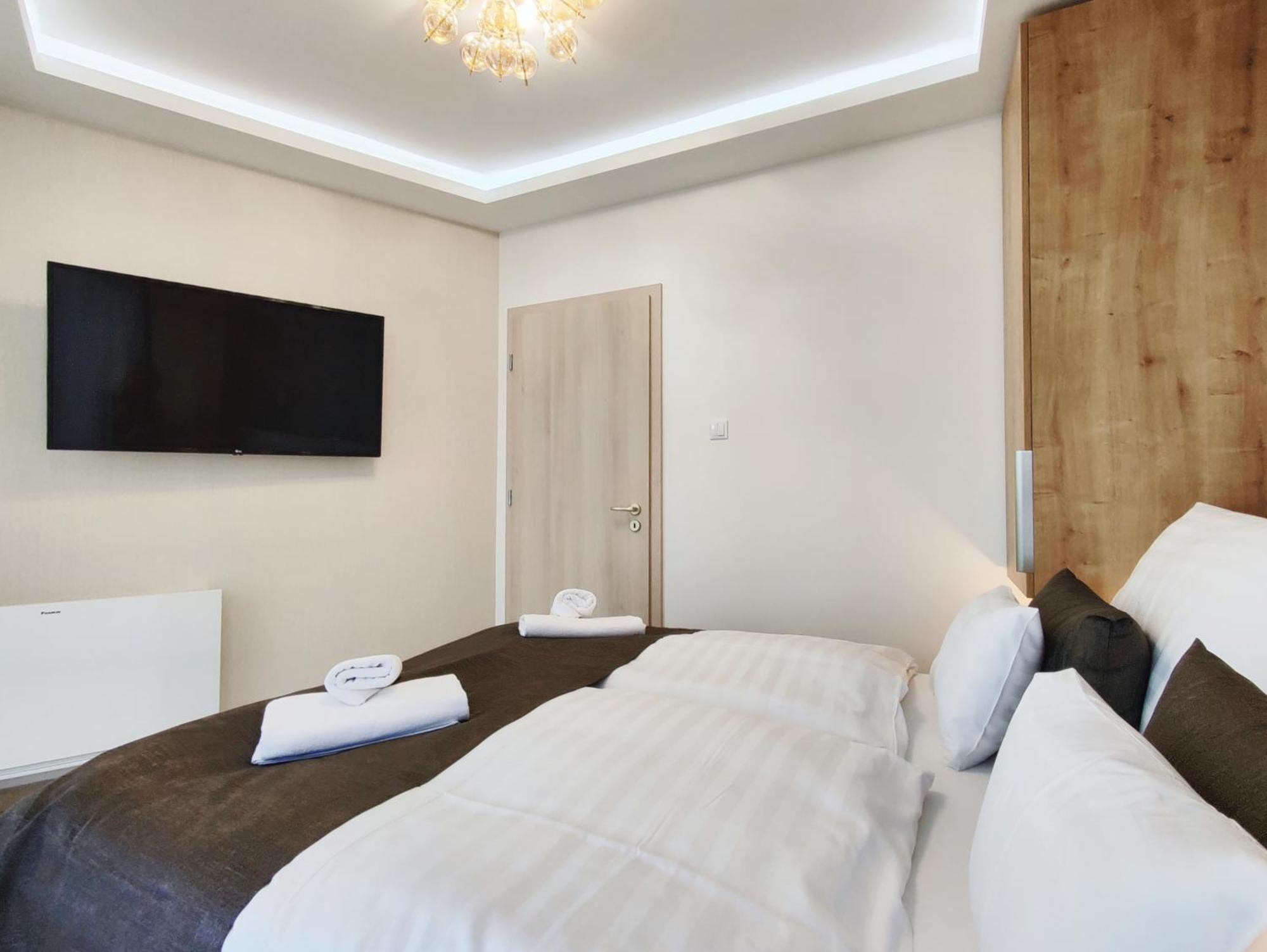 קסזטלי Royal Martin'S Apartment מראה חיצוני תמונה